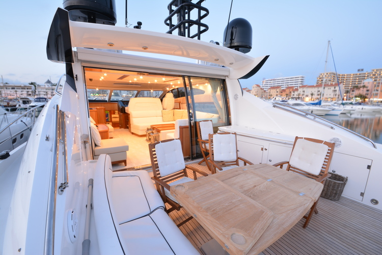 SUNSEEKER PREDATOR PRIVATE CHARTER - Vale Do Lobo luxury Cruise